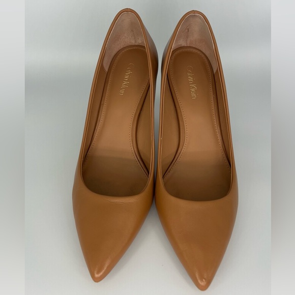 Calvin Klein Beige Heels 7 US - Picture 5 of 5